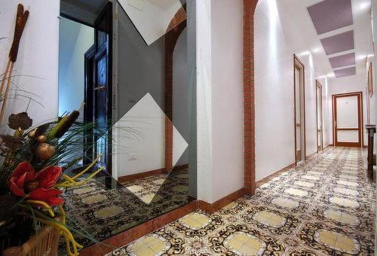 Nahid Accommodation Róma Kültér fotó