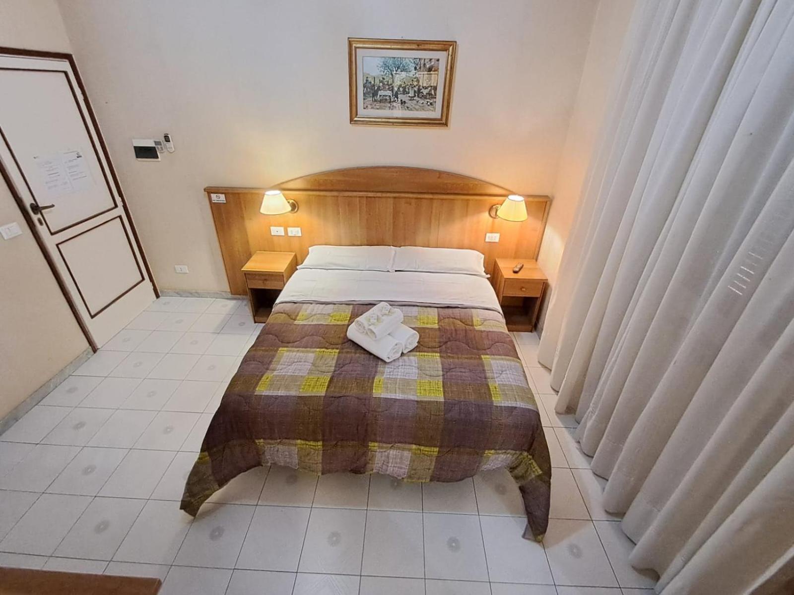 Nahid Accommodation Róma Kültér fotó